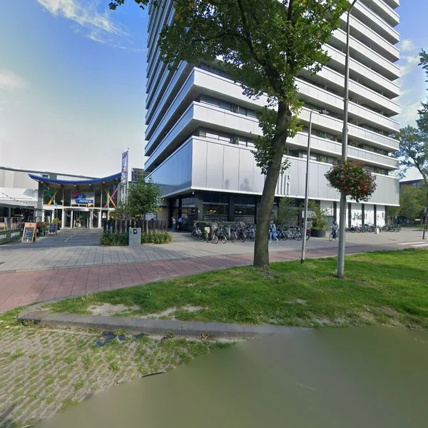 Straatbeeld van Martinus Nijhofflaan 2W-2, 2624ES Delft