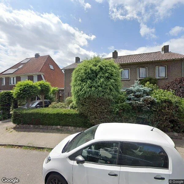Straatbeeld van Massenweg 102, 6991CT Rheden