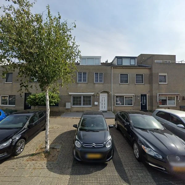 Straatbeeld van Maurice Ravèlstraat 50, 1544ML Zaandijk