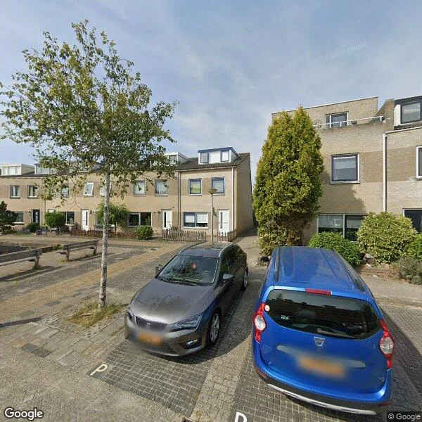 Straatbeeld van Maurice Ravèlstraat 79, 1544MJ Zaandijk