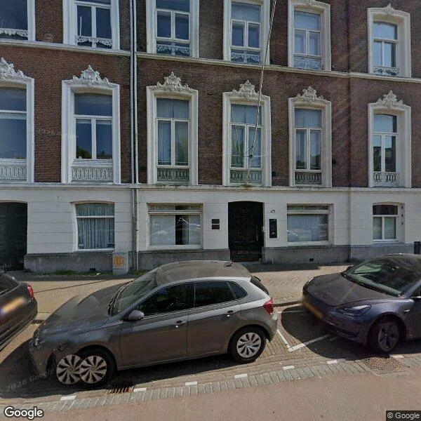 Straatbeeld van Mauritskade 45E, 2514HG Den Haag