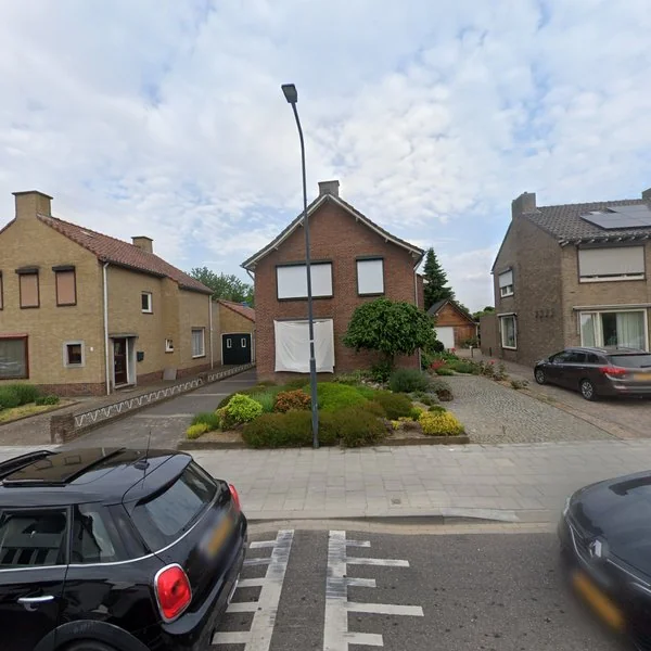 Straatbeeld van Mauritsweg 5, 6142AE Einighausen
