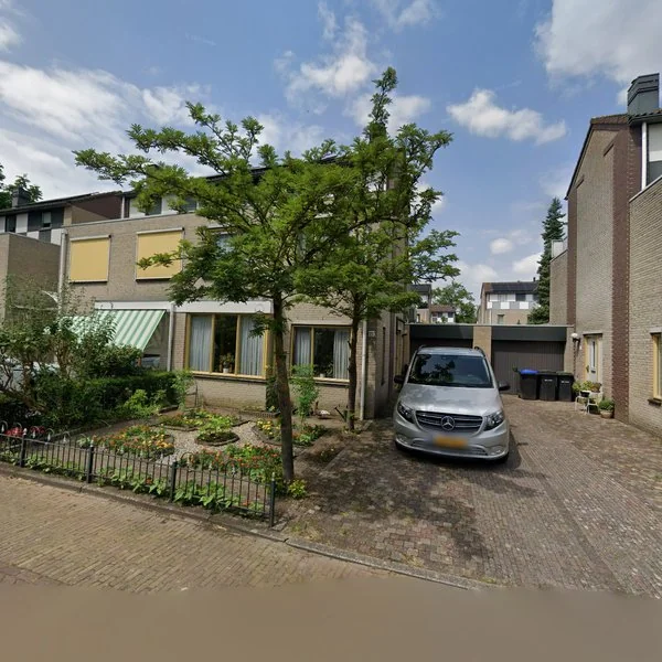 Straatbeeld van Medanstraat 27, 3312GX Dordrecht