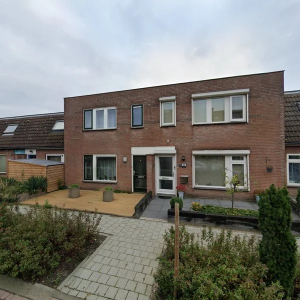 Straatbeeld van Mede 7, 5142NX Waalwijk