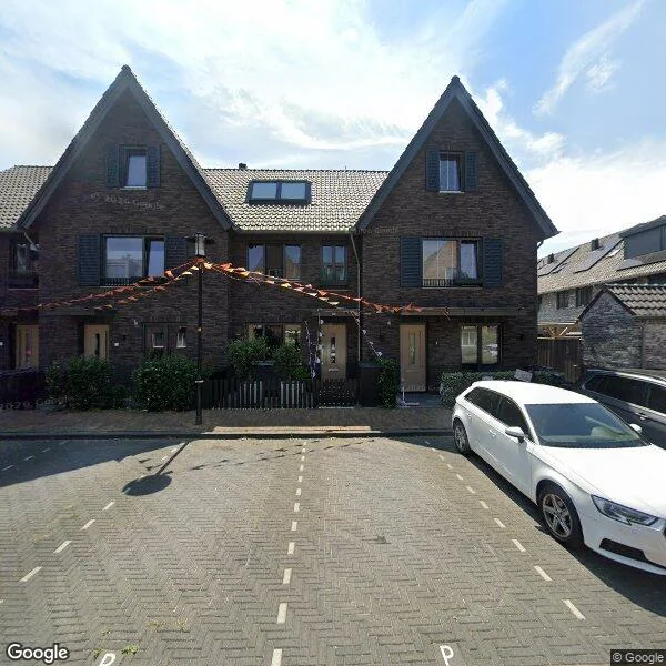 Straatbeeld van Meeroever 5, 2181NJ Hillegom