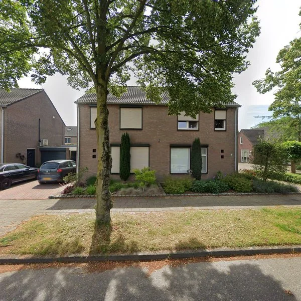 Straatbeeld van Meerweg 39, 5976NS Kronenberg