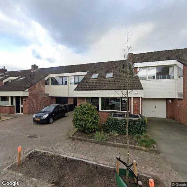 Straatbeeld van Meester Koolenweg 13, 8042GB Zwolle