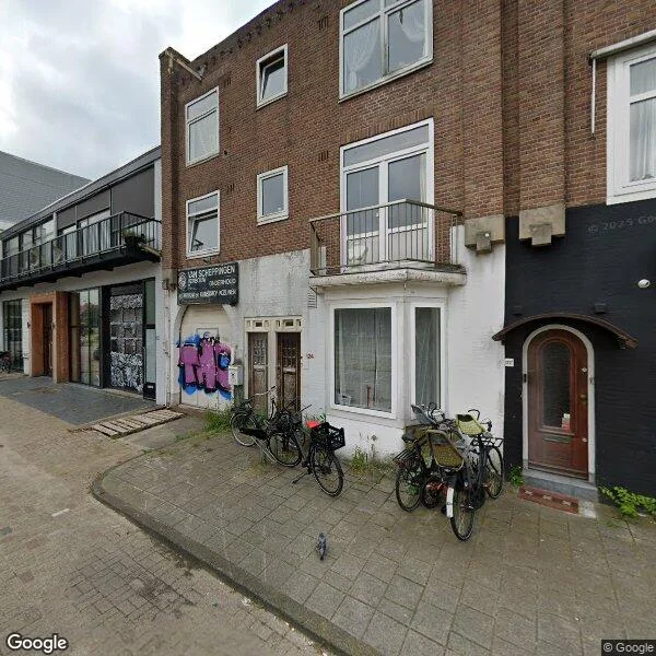 Straatbeeld van Meeuwenlaan 124-H, 1021JN Amsterdam