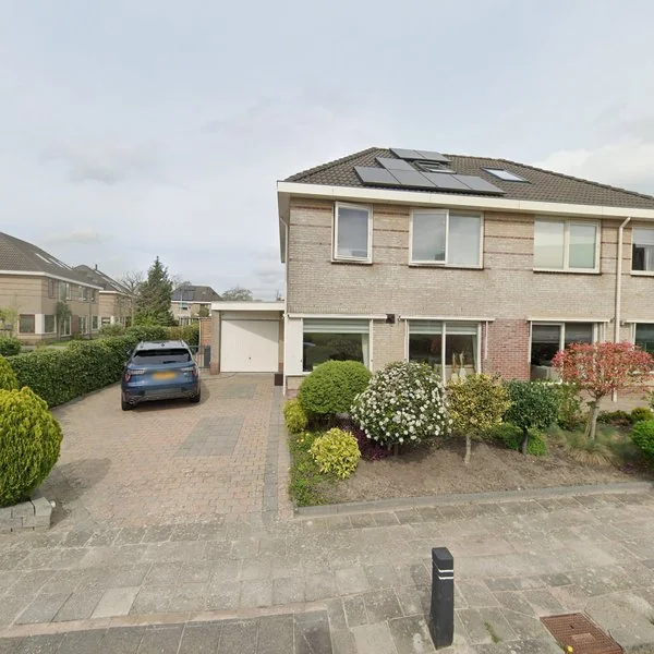 Straatbeeld van Meeuwenlaan 16, 8601XS Sneek