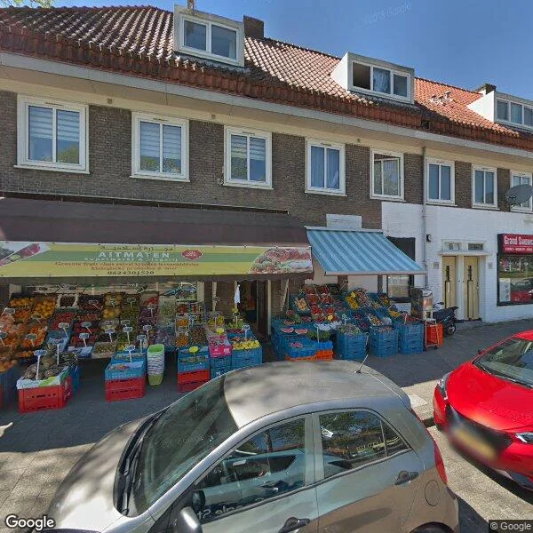 Straatbeeld van Meeuwenlaan 317, 1022AL Amsterdam