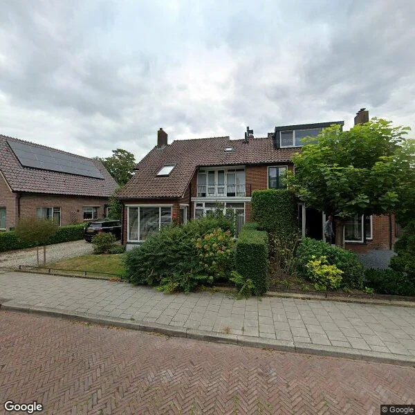 Straatbeeld van Meeuwenlaan 32, 3443BC Woerden