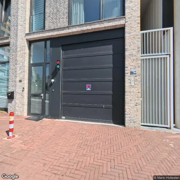 Straatbeeld van Menarahof 49, 1043EV Amsterdam