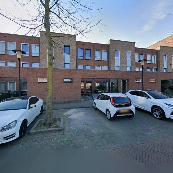 Straatbeeld van Merantihout 6, 2994HH Barendrecht