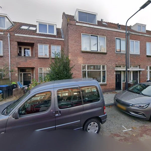 Straatbeeld van Merelstraat 10, 2333XL Leiden