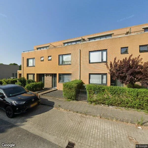 Straatbeeld van Merenguestraat 11, 1326SC Almere
