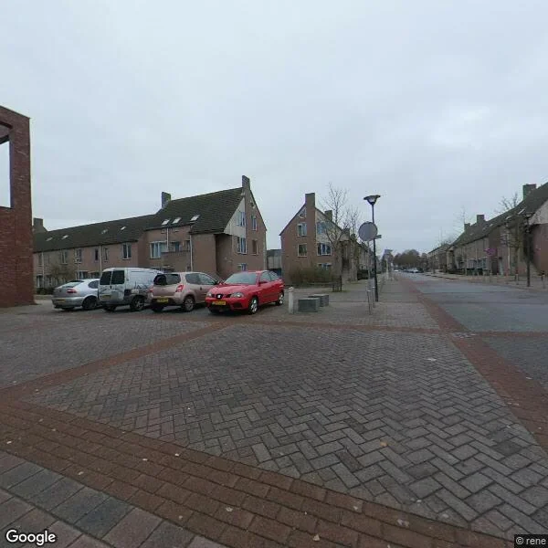 Straatbeeld van Merenlaan 4, 8226JA Lelystad