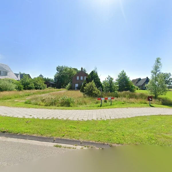 Straatbeeld van Merkebuorren 10, 9241GE Wijnjewoude