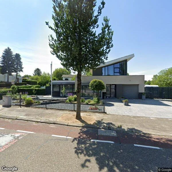 Straatbeeld van Merkelbeekerstraat 43A, 6441KJ Brunssum
