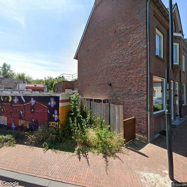 Straatbeeld van Merkelbeekerstraat 85, 6441KK Brunssum