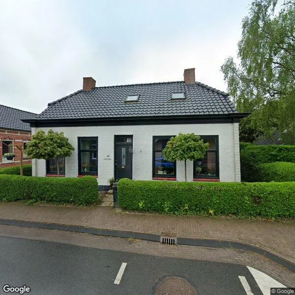 Straatbeeld van Mernaweg 81, 9964AR Wehe-den Hoorn