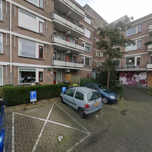 Straatbeeld van Mezendaal 278, 2914EE Nieuwerkerk aan den IJssel