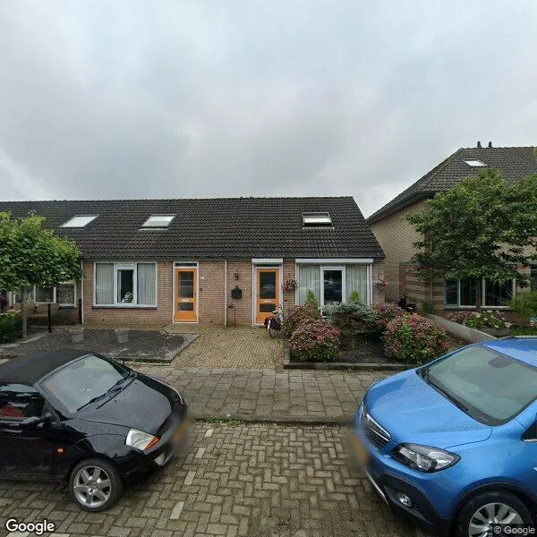 Straatbeeld van Mgr Dellepoortstraat 23, 4754BM Stampersgat