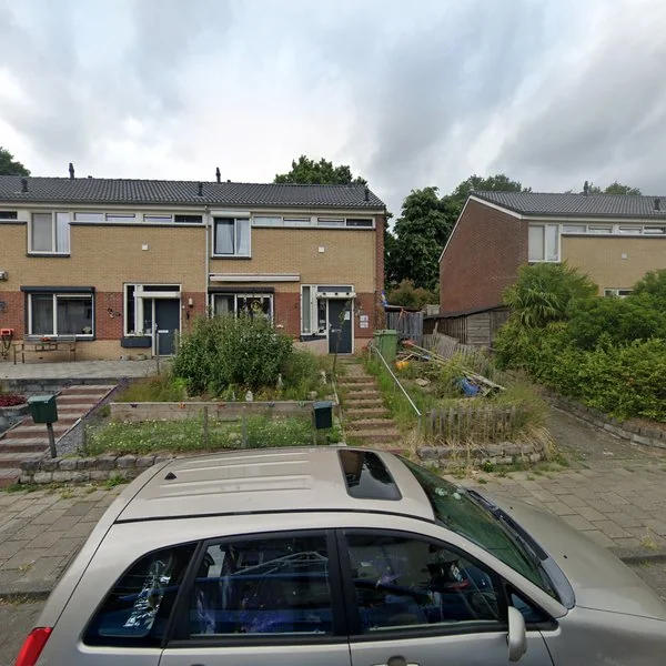 Straatbeeld van Mgr van Mensstraat 61, 4634VB Woensdrecht