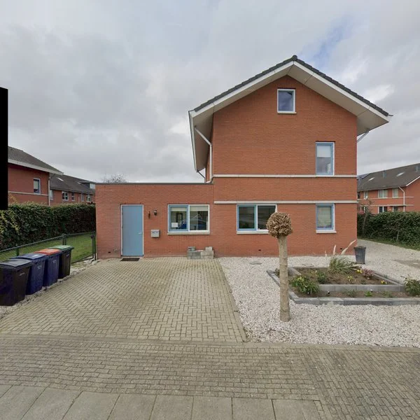 Straatbeeld van Mickey Mousestraat 17, 1336ZG Almere