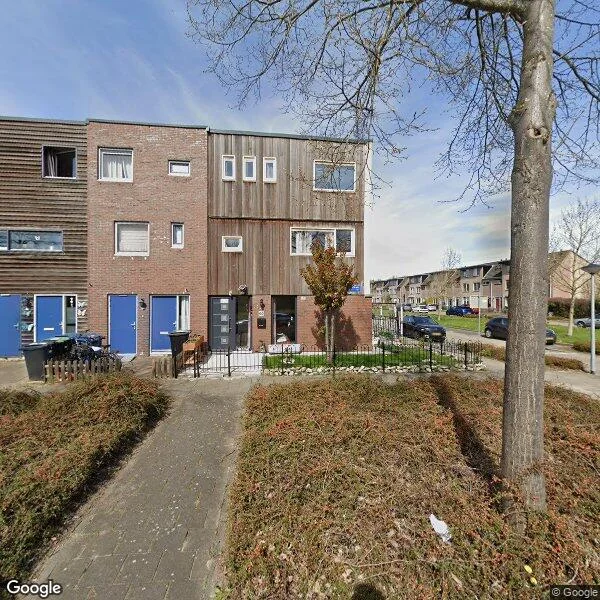 Straatbeeld van Middachtenlaan 90, 1333XV Almere