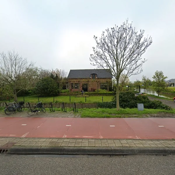 Straatbeeld van Middel Broekweg 100, 2675KG Honselersdijk