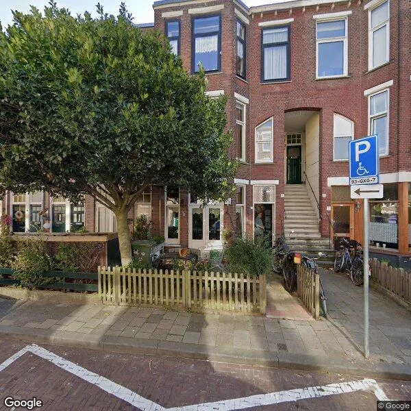 Straatbeeld van Middelburgsestraat 1E, 2587CS Den Haag