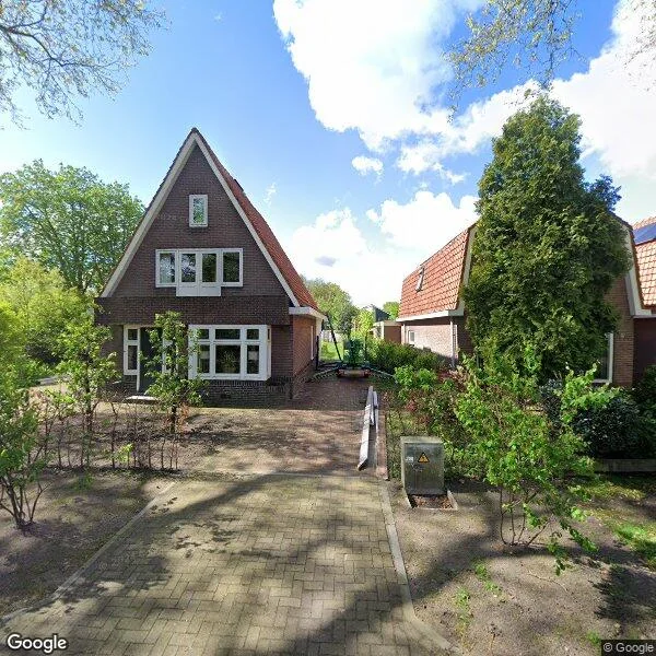 Straatbeeld van Middelbuurtseweg 8, 3903LC Veenendaal