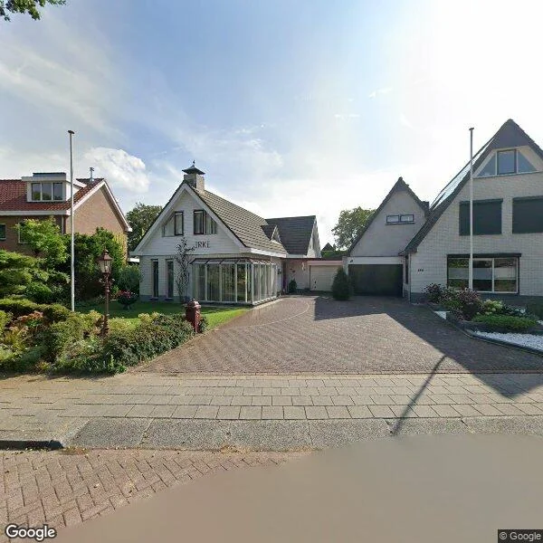 Straatbeeld van Middellaan 132, 3904LK Veenendaal