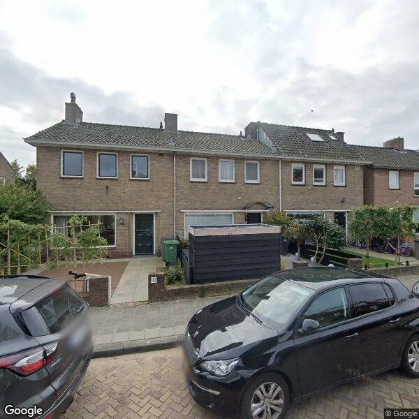 Straatbeeld van Middelweg 110, 2241AS Wassenaar