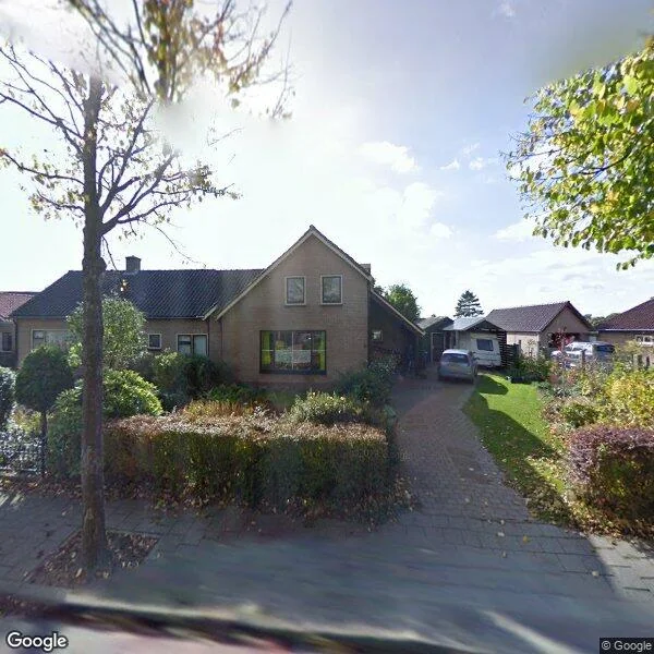 Straatbeeld van Middelweg 15, 4196JG Tricht