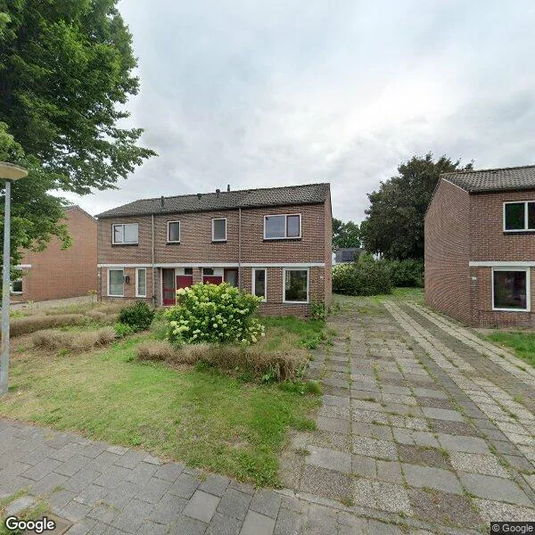 Straatbeeld van Middenlaan 23, 9571CD 2e Exloërmond
