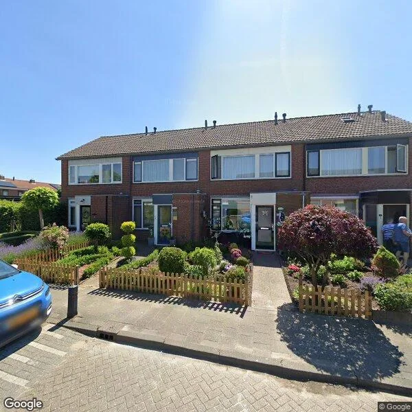 Straatbeeld van Middenlandlaan 14, 4197CE Buurmalsen