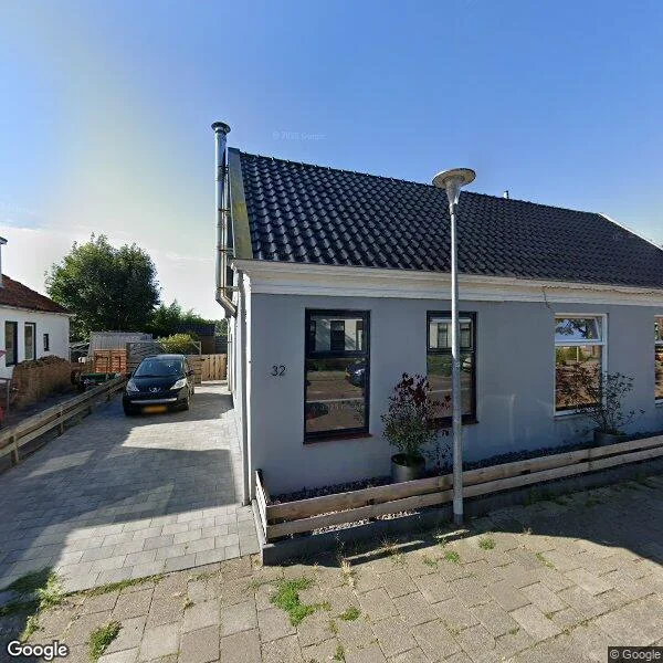 Straatbeeld van Middenstraat 32, 9611KK Sappemeer