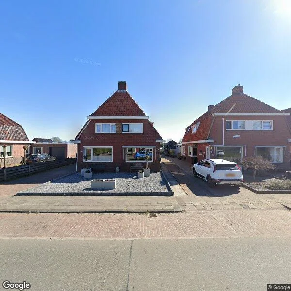 Straatbeeld van Middenweg 129, 9645BD Veendam