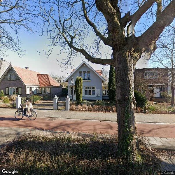 Straatbeeld van Middenweg 156, 1702HE Heerhugowaard