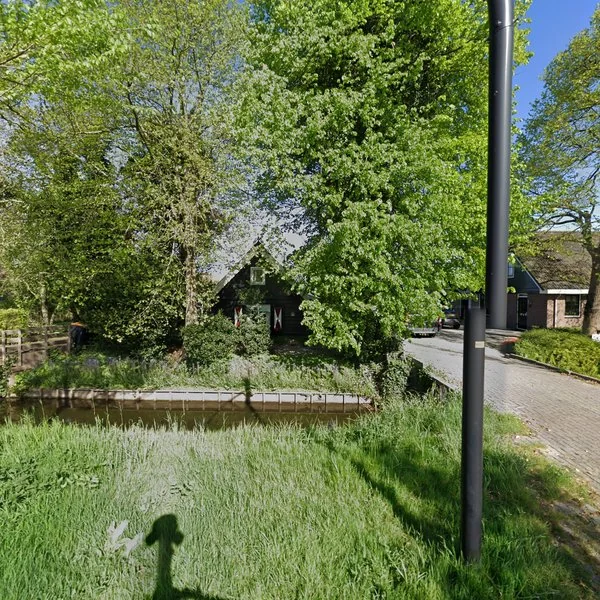Straatbeeld van Middenweg 3, 1703RA Heerhugowaard