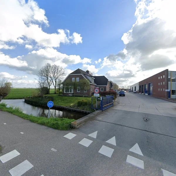 Straatbeeld van Middenweg 5, 4225SK Noordeloos