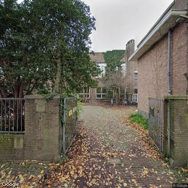 Straatbeeld van Middenweg 56C, 1097BR Amsterdam
