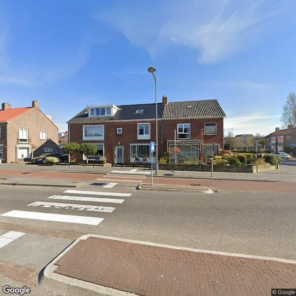 Straatbeeld van Middenweg 76, 1782BJ Den Helder