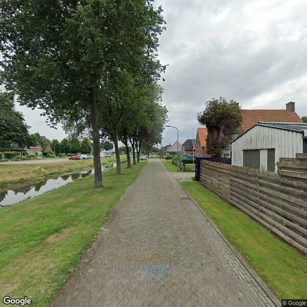 Straatbeeld van Middenweg WZ 18, 7881XD Emmer-Compascuum