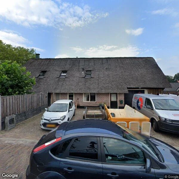 Straatbeeld van Middenwolderweg 13, 7951EC Staphorst