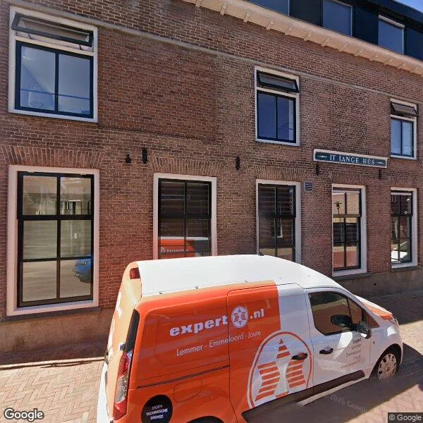 Straatbeeld van Midstrjitte 34, 8551PJ Woudsend
