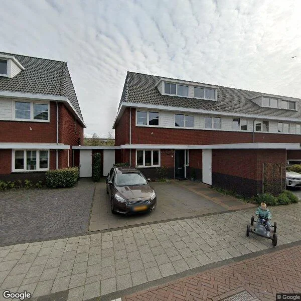 Straatbeeld van Moeder Teresastraat 13, 2694DC 's-Gravenzande