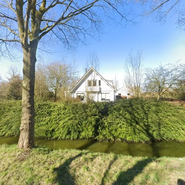 Straatbeeld van Moerbeek 21a, 1732EN Lutjewinkel