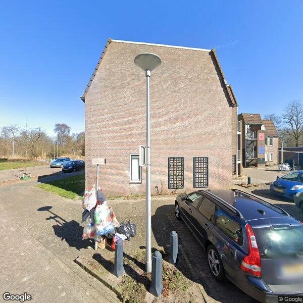 Straatbeeld van Moerbeistraat 128, 8021ZE Zwolle
